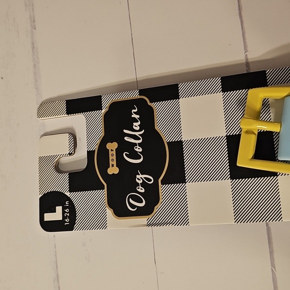 Large (16"-26") Blue and Yellow Dog Collar - Picture 3 of 5